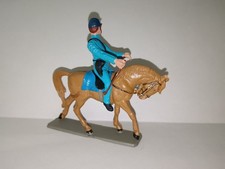 STARLUX western sécession