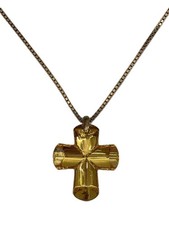 Collier croix de baccarat