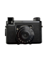 Neo-Fot A Bakelite Camera