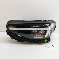 VOLVO XC40 T4 Phare Avant