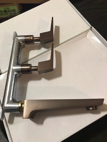 Signature hardware handle - hardware, 2-handle