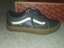 NWT Sz 8.5; 9; 10; 10.5 Vans