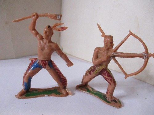 Paire figurines indien - 1/32,