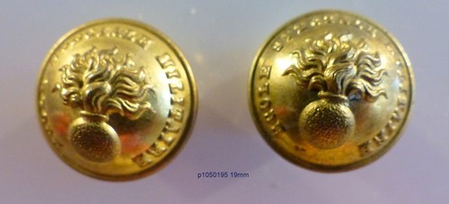 Lot boutons anciens - 2,