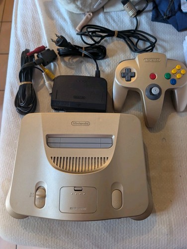 Nintendo gold japonaise - 64, +