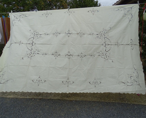 Textile ancien nappe broderies - textile,