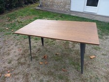 table de jardin bois marron pieds métal antracite 