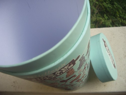 Belle boite ronde carton - , pour