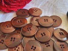 Lot 10 jolis boutons ancien