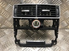 Aerateur tableau de bord AUDI A8 2 PHASE 1 4E0819203A