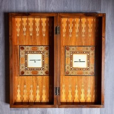 Rare mallette en bois marquetée. Jeu de société Backgammon Paco Rabanne.