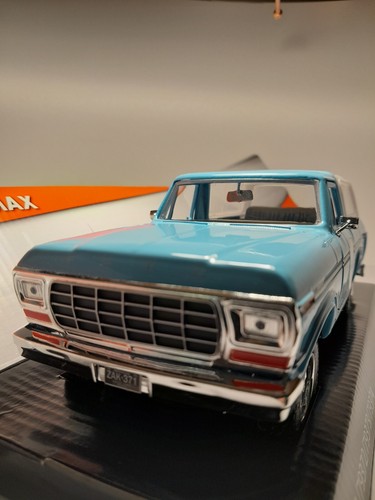 Ford bronco closed - bronco,