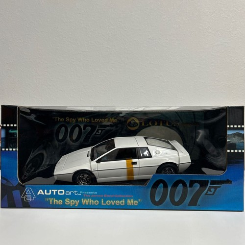 Autoart james bond - 1/18,