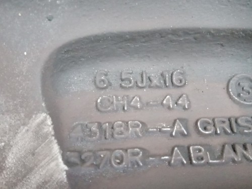 16 ch4 jante renault - j,