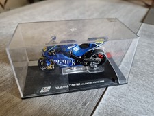 Moto miniature YAMAHA YZR -M1 Valentino ROSSI 2004  occasion