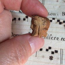 MEMENTO MORI Perle en Bois