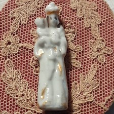 RARE Fève ancienne VIERGE A