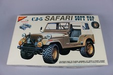 ZF1348 Nichimo 1/16 maquette voiture MC-1607-2500 Jeep CJ-5 Safari Soft Top