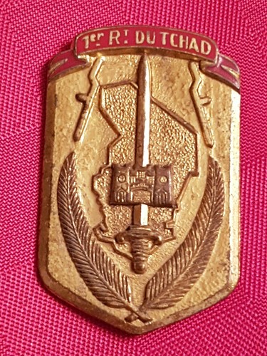 Insigne militaire tchad - insigne,