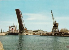 SETE  pont mobile pour le passage d'un bateau