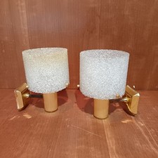 Paire D'appliques Murales Années 50 En Plastique, Abat-Jour Givré, Lampe Dorée 