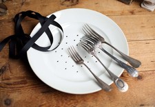 Antique Draining Plate French