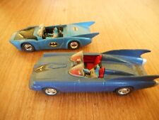 2 véhicules corgi Batman -