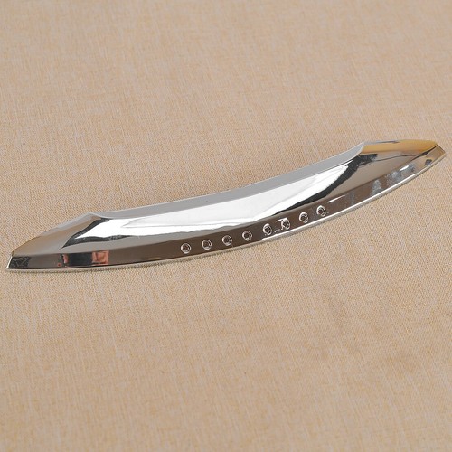 Motorcycle rear trunk - rear, handle
