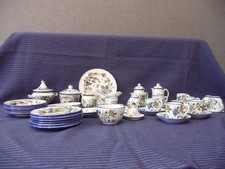 JOLIE DÎNETTE ANCIENNE EN FAIENCE DE GIEN XIXème DECOR CORNE D'ABONDANCE