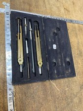 (n° 28 ) OLD TOOL compass , OUTIL ANCIEN, Lot 1 Coffret En Bois. COMPAS