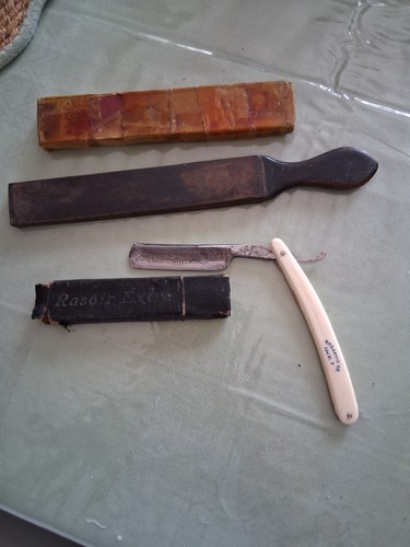 Ancien rasoir coupe - ancien,