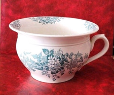 Pot de chambre en faïence de