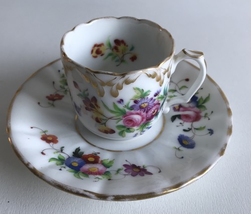 Belle tasse sous - belle,