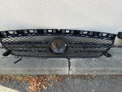 Calandre voiture automobilia - calandre,