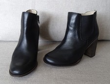 Bottines en cuir noir pointure 36 marque San Marina