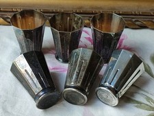 6 ANCIENS VERRES À LIQUEUR