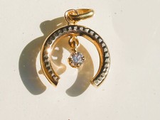 BEAU PENDENTIF ANCIEN FER A CHEVAL en OR 18K 750/1000° avec DIAMANT 3,3mm