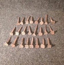 Lot 24 Anciens Clous Forgés SNCF Numéros Et Lettres