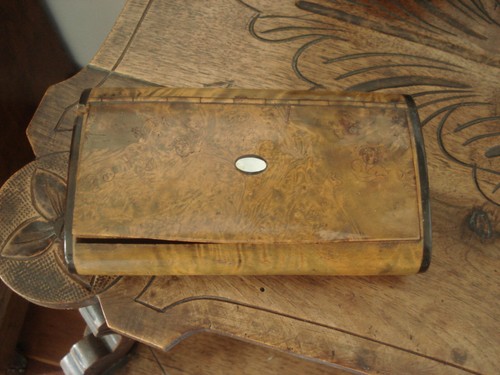 Très rare boite - , ancienne