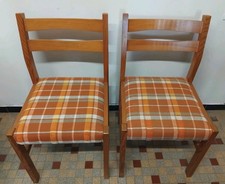 Paire De Chaises En Bois / Tissus  Orangé Vintage ( Réf : Hang )