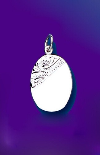 Pendentif disque ovale - , gravé