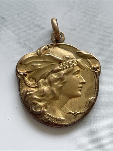 Ancien pendentif déesse - ancien,