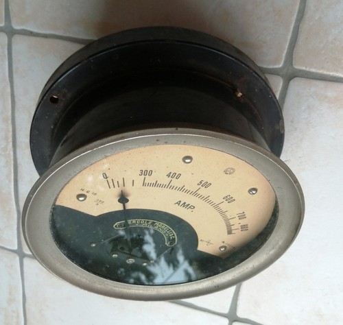 Ancien gros ampèremètre - ar,