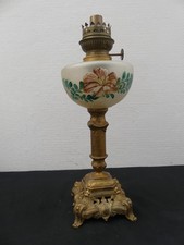ANCIENNE LAMPE A PETROLE EN