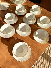  Lot de 10 tasses et soucoupes