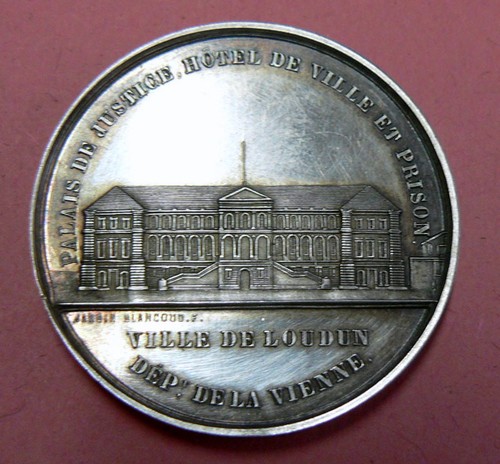 Tres rare medaille argent - rare,