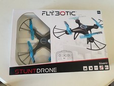 Silverlit Flybotic Stunt Drone | 2,4 GHz et chargeur USB inclus