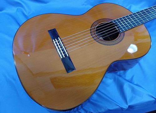 Guitare classique kazuo yairi - classique,
