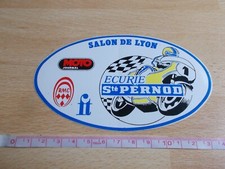 Autocollant ECURIE Sté PERNOD - SALON DE LYON - MOTO JOURNAL - RMC