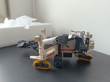 Wirtgen SP 15 Convoyeur a bande - NZG 807